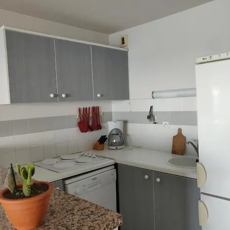 T3 De 65 M² Avec Acces Direct A La Plage Sete Exterior photo